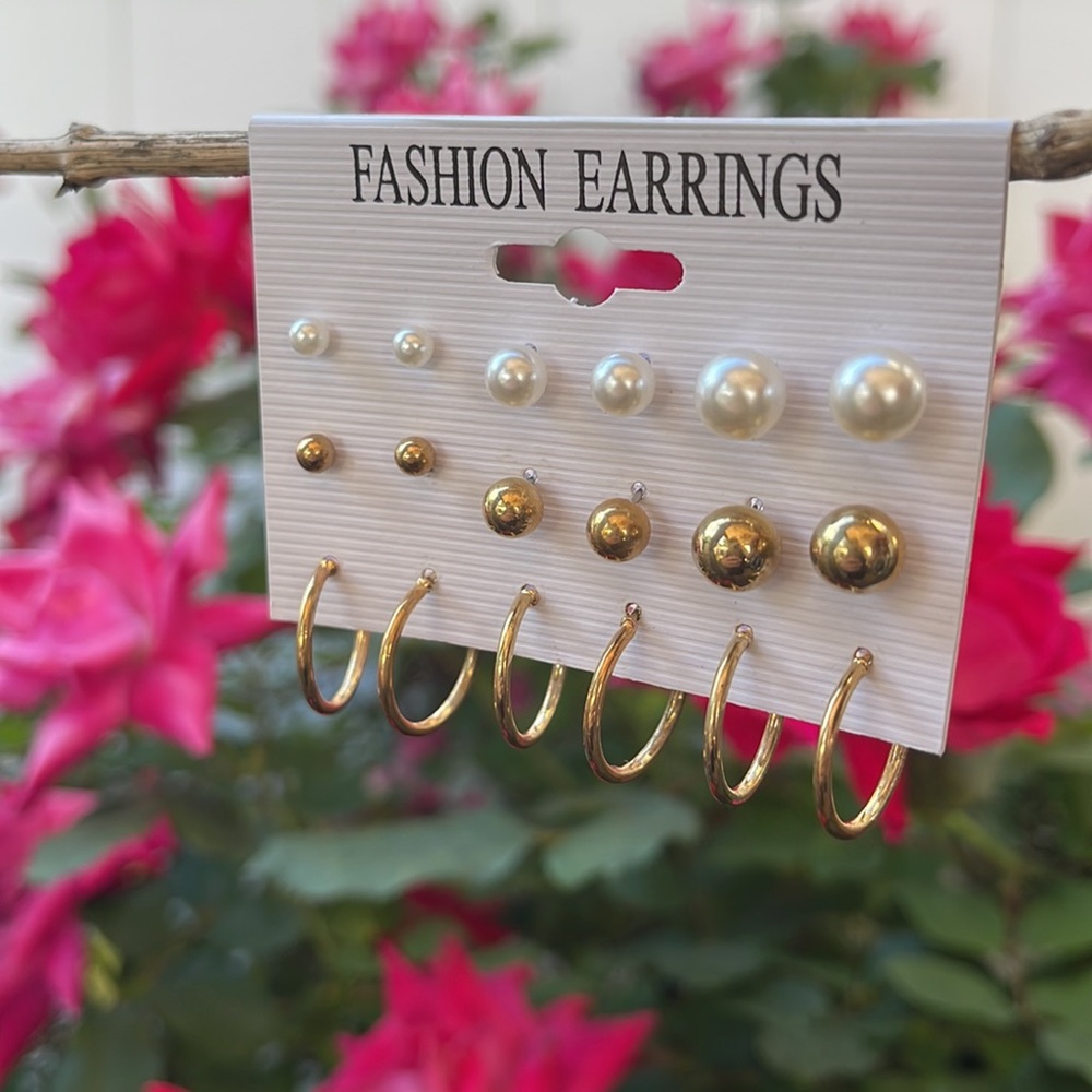 New Earring Set - Picture 4 of 10